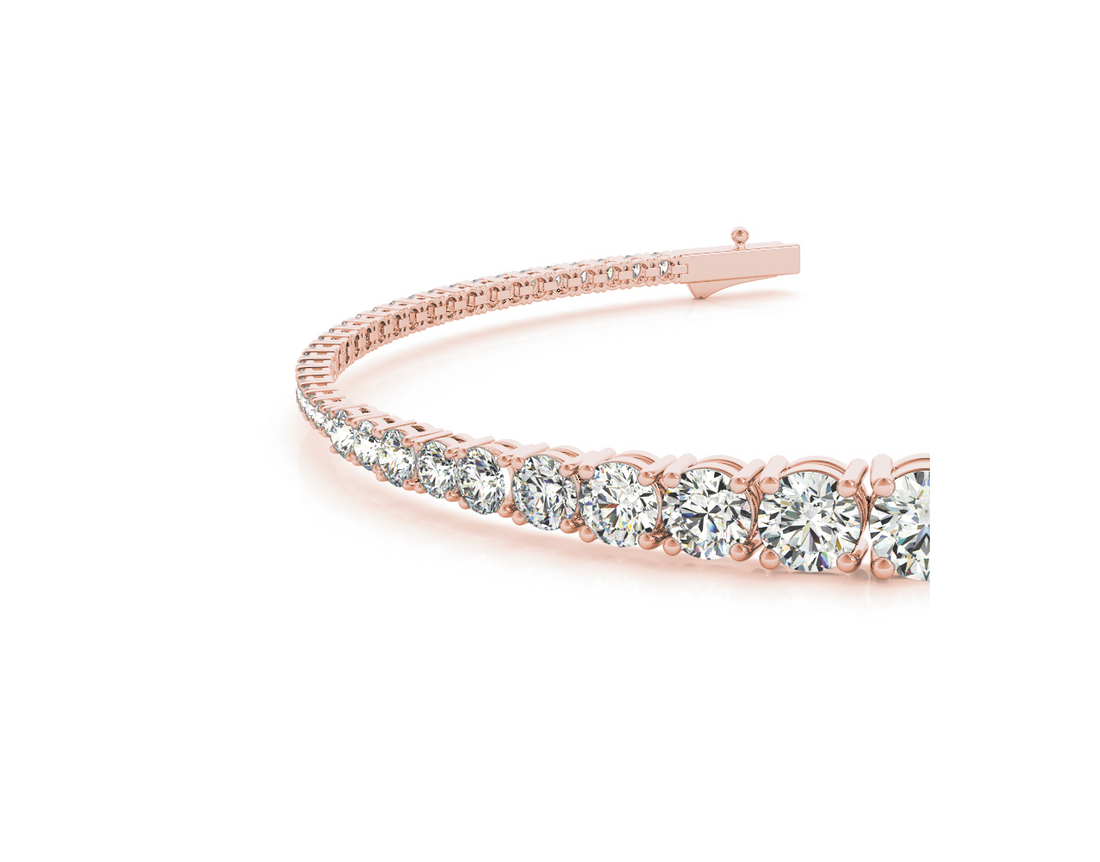 Graduated diamond tennis bracelet